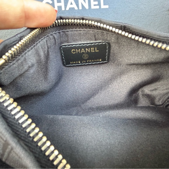 Authentic CHANEL BLACK nylon sport line clutch pouch NEW - Picture 10 of 12